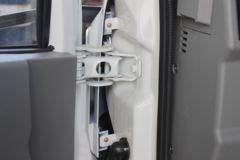 一汽红塔 解放霸铃 95马力 3.265米排半仓栅式轻卡(CA5040CCYK2L3E5-1)