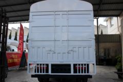 一汽红塔 解放公狮 王者归来版 150马力 3.83米排半仓栅式轻卡(CA5080CCYK6L3E5)