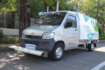 延龙汽车 4X2 纯电动清洗车(LZL5031GQXBEV)