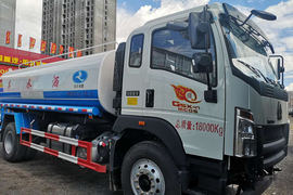 重汽HOWO轻卡底盘&nbsp;洒水车/喷洒车外观图片