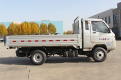 恭喜祝贺；程师傅今天提车。祝程师傅天天发大财 喜提风菱自卸车