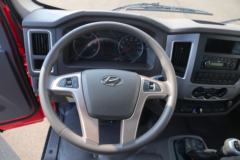 现代商用车 泓图300 130马力 4X2 4.165米单排栏板轻卡(CNJ2040ZDB33V)