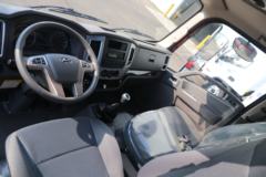 现代商用车 泓图300 130马力 4X2 4.165米单排栏板轻卡(CNJ2040ZDB33V)