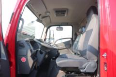现代商用车 泓图300 130马力 4X2 4.165米单排栏板轻卡(CNJ2040ZDB33V)
