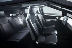 特斯拉 Cybertruck 单电机后驱版 纯电动皮卡