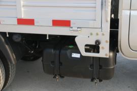 优劲T7&nbsp;载货车底盘                                                图片