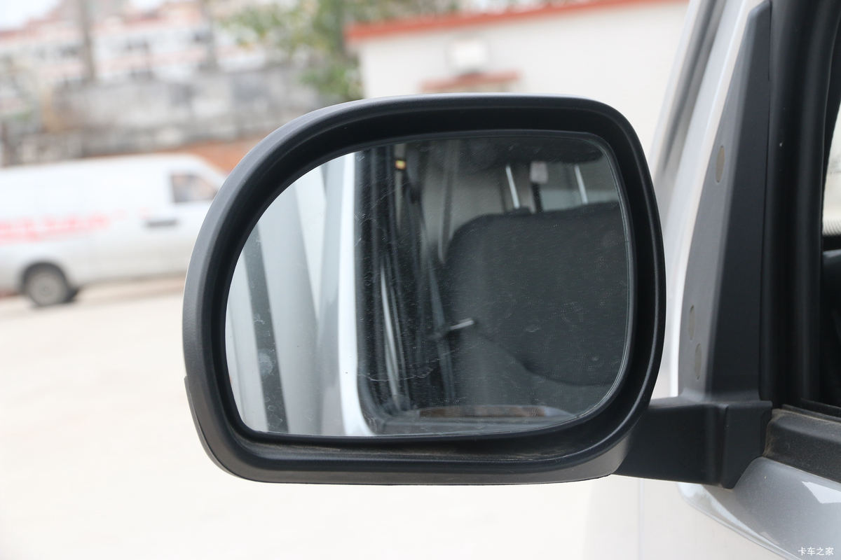 ���� �ž�T70L �¸��� 1.5L 116���� ���� 3.4�׵�����ʽ΢��(����)(SQR5032XXYH06)���                                                