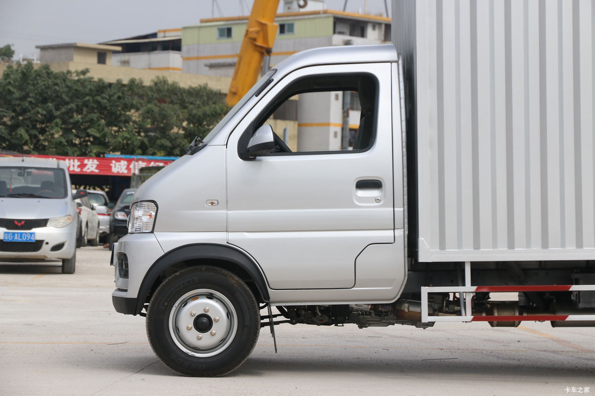 ���� �ž�T70L �¸��� 1.5L 116���� ���� 3.4�׵�����ʽ΢��(����)(SQR5032XXYH06)���                                                