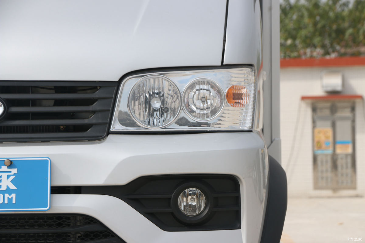 ���� �ž�T70L �¸��� 1.5L 116���� ���� 3.4�׵�����ʽ΢��(����)(SQR5032XXYH06)���                                                