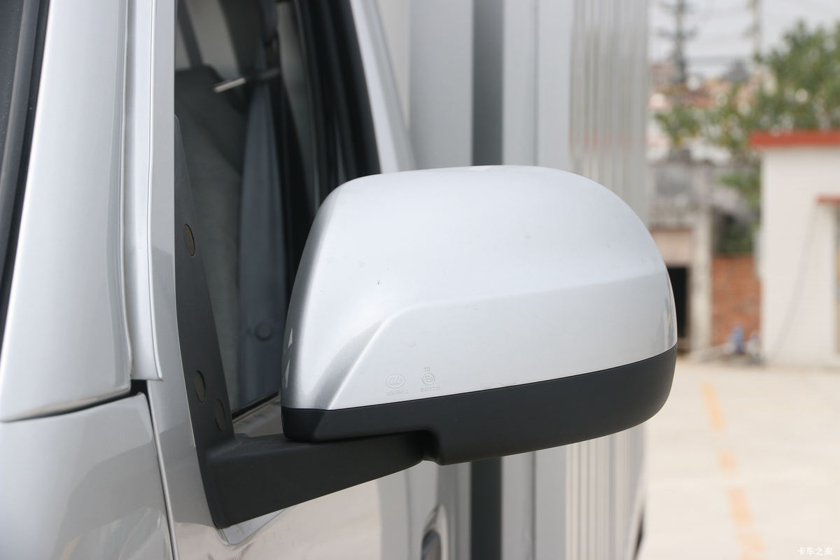 ���� �ž�T70L �¸��� 1.5L 116���� ���� 3.4�׵�����ʽ΢��(����)(SQR5032XXYH06)���                                                