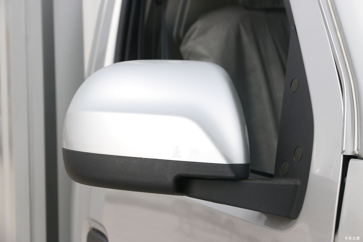 ���� �ž�T70L �¸��� 1.5L 116���� ���� 3.4�׵�����ʽ΢��(����)(SQR5032XXYH06)���                                                