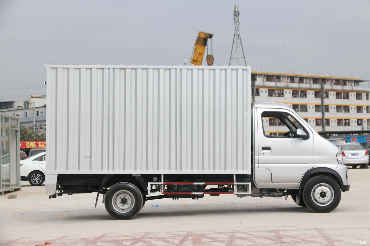 ���� �ž�T70L �¸��� 1.5L 116���� ���� 3.4�׵�����ʽ΢��(����)(SQR5032XXYH06)���                                                