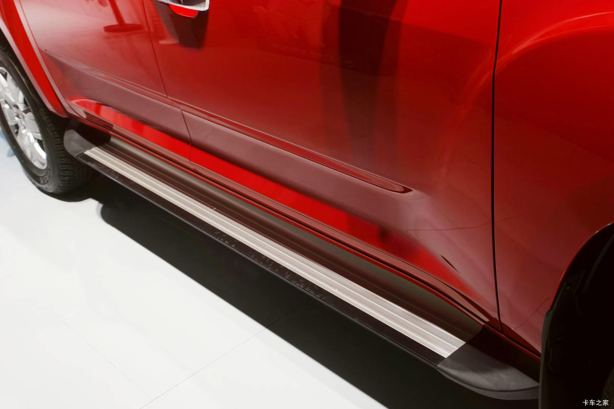 ������ͨ T70 2019�� �콢�� 2.0T���� 160���� �����ߵ��� ��˫��Ƥ��(6AT)���                                                