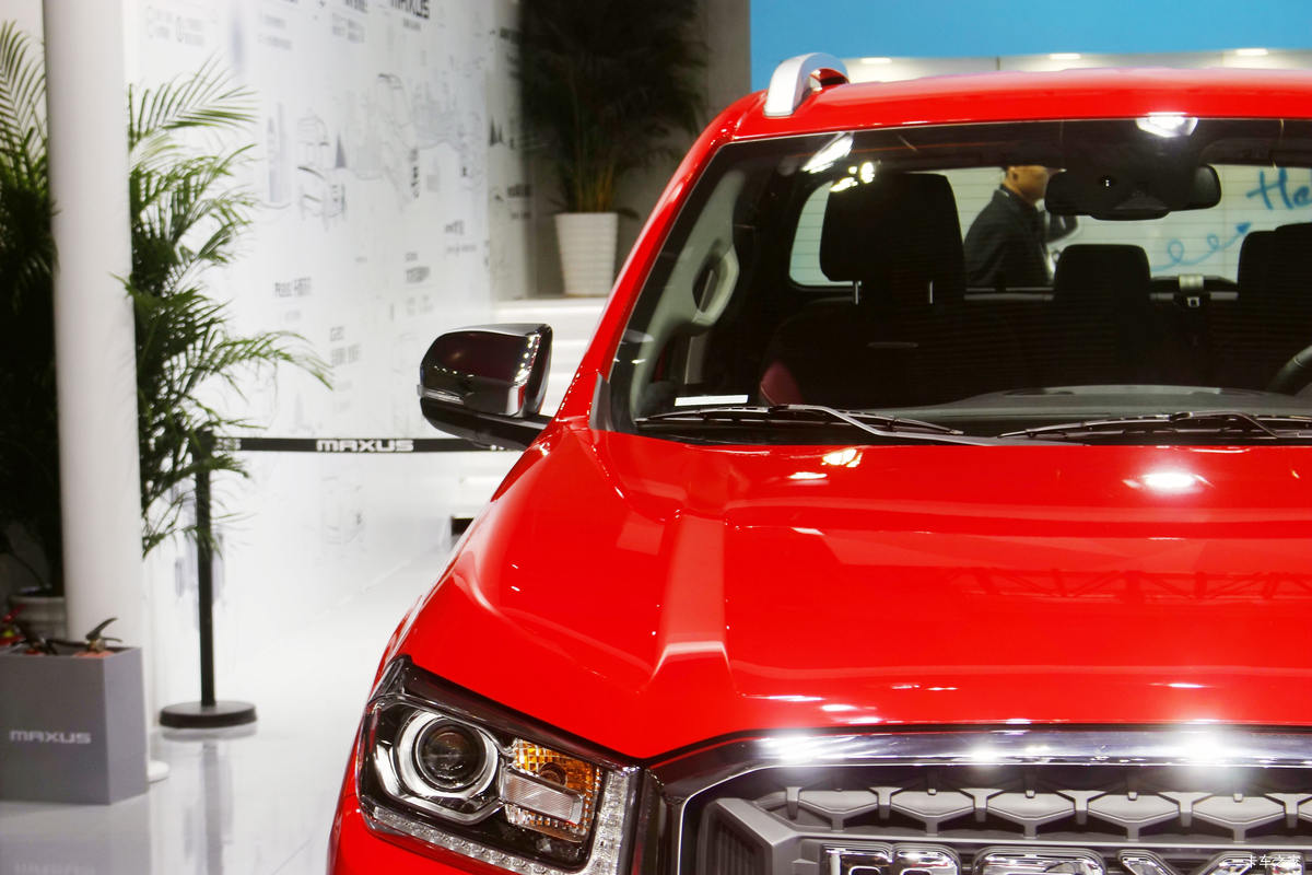 ������ͨ T70 2019�� �콢�� 2.0T���� 160���� �����ߵ��� ��˫��Ƥ��(6AT)���                                                