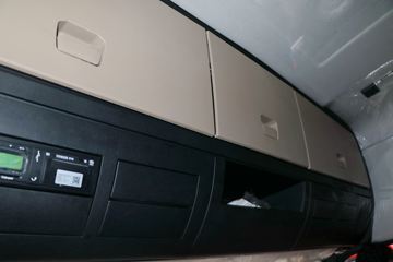 �й����� ���N5W�п� ���˰� 220���� 4X2 6.75�ײ�դʽ�ػ���(����)(ZZ5185CCYK5113F1)ͼƬ