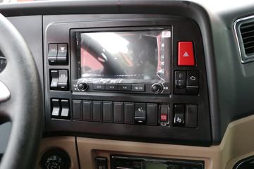 �й����� ���N5W�п� ���˰� 220���� 4X2 6.75�ײ�դʽ�ػ���(����)(ZZ5185CCYK5113F1)ͼƬ