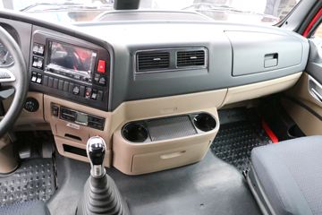 �й����� ���N5W�п� ���˰� 220���� 4X2 6.75�ײ�դʽ�ػ���(����)(ZZ5185CCYK5113F1)ͼƬ