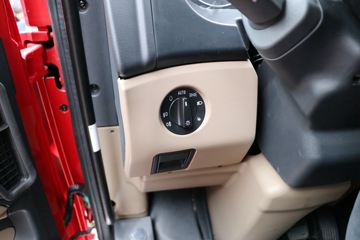 �й����� ���N5W�п� ���˰� 220���� 4X2 6.75�ײ�դʽ�ػ���(����)(ZZ5185CCYK5113F1)ͼƬ