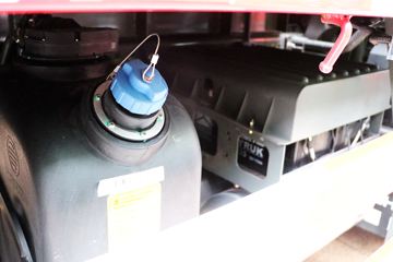 �й����� ���N5W�п� ���˰� 220���� 4X2 6.75�ײ�դʽ�ػ���(����)(ZZ5185CCYK5113F1)ͼƬ