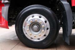 中国重汽 豪瀚N5W中卡 标运版 220马力 4X2 6.75米仓栅式载货车(国六)(ZZ5185CCYK5113F1)