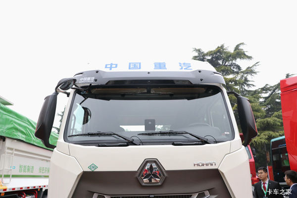 降价促销 国六豪瀚N7G牵引车仅售40.50万