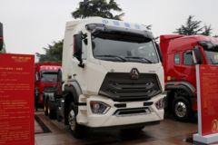 回馈客户 无锡重汽嘉业豪瀚N7G牵引车限时促销中