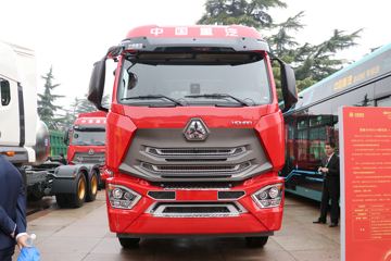 中国重汽 豪瀚N7W重卡 400马力 4X2牵引车(ZZ4185N361WE1)