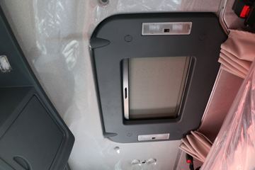 �й����� HOWO T7H�ؿ� 480���� 6X4 AMT�Զ���ǣ����(Һ��)ͼƬ