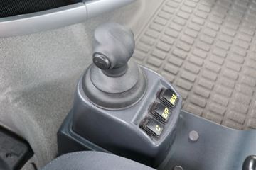 �й����� HOWO T7H�ؿ� 480���� 6X4 AMT�Զ���ǣ����(Һ��)ͼƬ