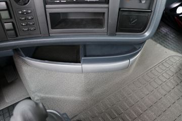 �й����� HOWO T7H�ؿ� 480���� 6X4 AMT�Զ���ǣ����(Һ��)ͼƬ