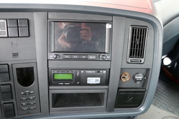 �й����� HOWO T7H�ؿ� 480���� 6X4 AMT�Զ���ǣ����(Һ��)ͼƬ