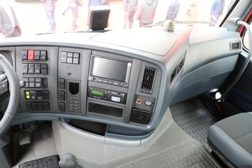 �й����� HOWO T7H�ؿ� 480���� 6X4 AMT�Զ���ǣ����(Һ��)ͼƬ