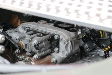 �й����� HOWO T7H�ؿ� 480���� 6X4 AMT�Զ���ǣ����(Һ��)ͼƬ