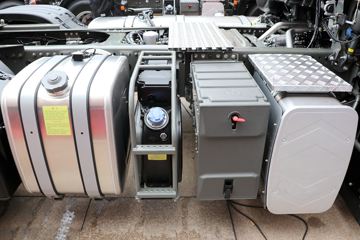 �й����� HOWO T7H�ؿ� 480���� 6X4 AMT�Զ���ǣ����(Һ��)ͼƬ