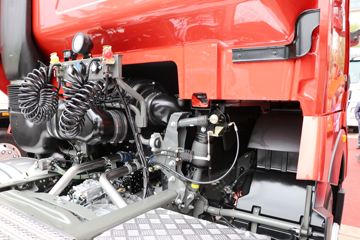 �й����� HOWO T7H�ؿ� 480���� 6X4 AMT�Զ���ǣ����(Һ��)ͼƬ