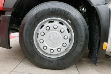 �й����� HOWO T7H�ؿ� 480���� 6X4 AMT�Զ���ǣ����(Һ��)ͼƬ