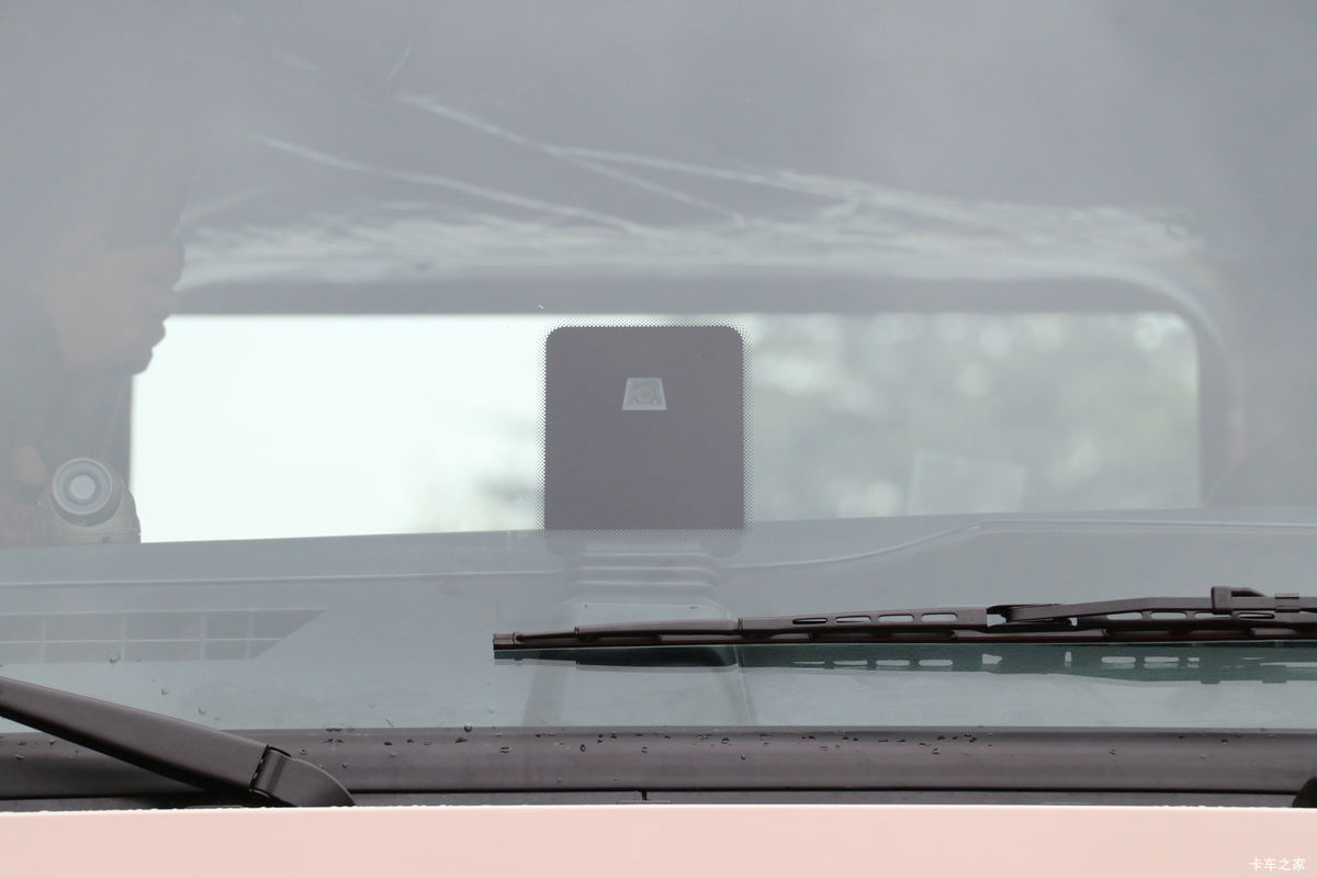 �й����� HOWO T7H�ؿ� 440���� 6X4 LNGǣ����(����)���                                                