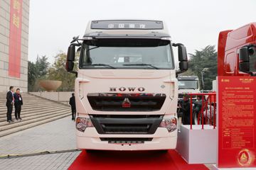 �й����� HOWO T7H�ؿ� 440���� 6X4 LNGǣ����(����)(ZZ4257V384HF1LB)ͼƬ