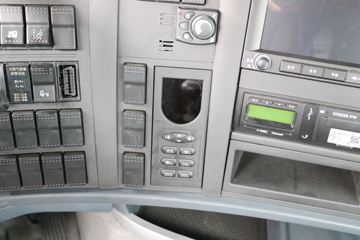 �й����� HOWO T7H�ؿ� 440���� 6X4 LNGǣ����(����)(ZZ4257V384HF1LB)ͼƬ