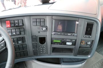 �й����� HOWO T7H�ؿ� 440���� 6X4 LNGǣ����(����)(ZZ4257V384HF1LB)ͼƬ