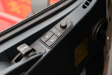 �й����� HOWO T7H�ؿ� 440���� 6X4 LNGǣ����(����)(ZZ4257V384HF1LB)ͼƬ