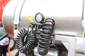 �й����� HOWO T7H�ؿ� 440���� 6X4 LNGǣ����(����)(ZZ4257V384HF1LB)ͼƬ