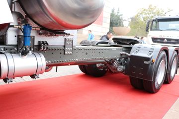 �й����� HOWO T7H�ؿ� 440���� 6X4 LNGǣ����(����)(ZZ4257V384HF1LB)ͼƬ