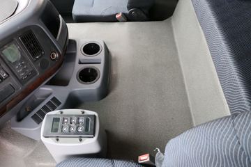 �й����� HOWO-7 380���� 6X4 AMT���ʽ��϶�����ж��ͼƬ