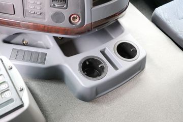 �й����� HOWO-7 380���� 6X4 AMT���ʽ��϶�����ж��ͼƬ