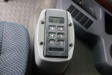 �й����� HOWO-7 380���� 6X4 AMT���ʽ��϶�����ж��ͼƬ