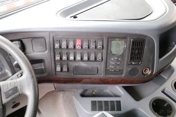 �й����� HOWO-7 380���� 6X4 AMT���ʽ��϶�����ж��ͼƬ