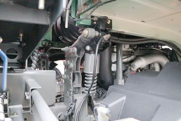 �й����� HOWO-7 380���� 6X4 AMT���ʽ��϶�����ж��ͼƬ