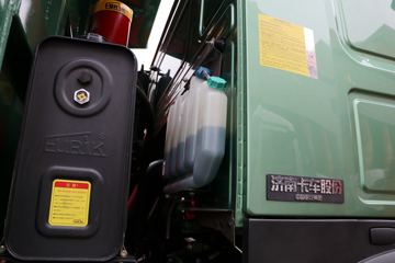 �й����� HOWO-7 380���� 6X4 AMT���ʽ��϶�����ж��ͼƬ