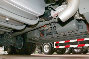 �й����� HOWO-7 380���� 6X4 AMT���ʽ��϶�����ж��ͼƬ